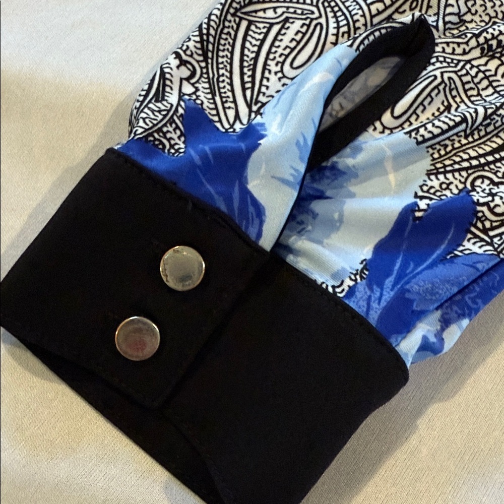 Nygard Tunic Women’s Blue Floral Long Sleeve Top Blouse Size L - Picture 8 of 10